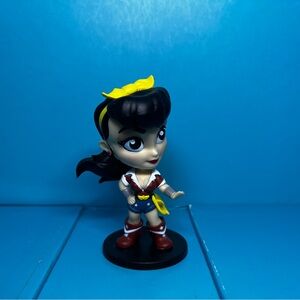 Cryptozoic - DC Lil Bombshells Series 1 - Wonder Woman Vinyl Figure